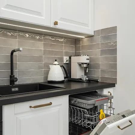 Appartement Modern Classic In Kepa Mieszczanska By Renters Wrocław