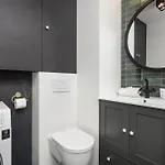 Modern Classic In Kepa Mieszczanska By Renters Διαμέρισμα *