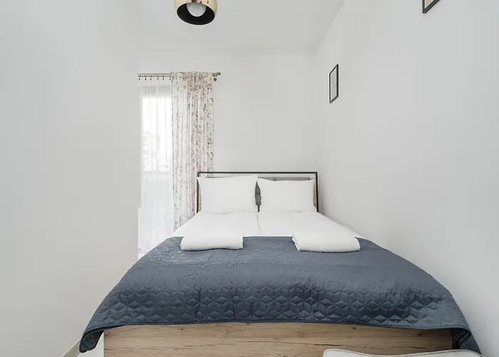 Apartamento Modern Classic In Kepa Mieszczanska By Renters